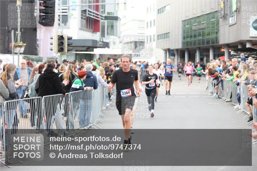 12.06.2026 - Holstenköstenlauf Andreas Tolksdorf http://msf.ph/oto/9747374 12.06.2026 19:56:20 Laufen 3364, 4241 meine-sportfotos.de