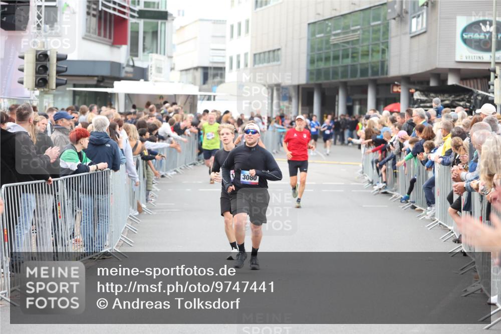 12.06.2026 - Holstenköstenlauf Andreas Tolksdorf http://msf.ph/oto/9747441 12.06.2026 19:57:25 Laufen 3080 meine-sportfotos.de