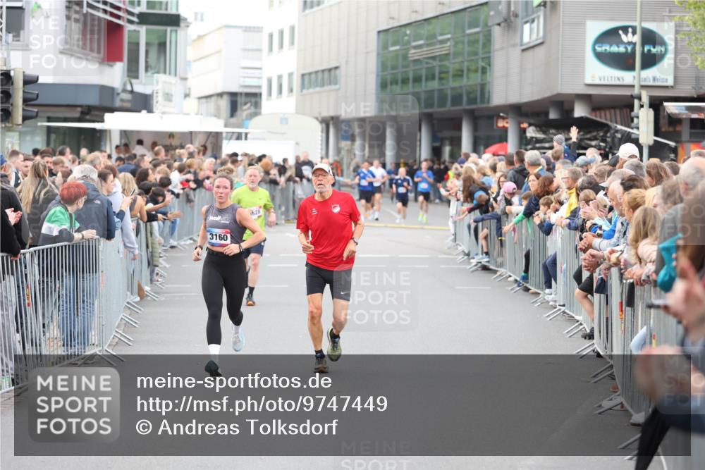 12.06.2026 - Holstenköstenlauf Andreas Tolksdorf http://msf.ph/oto/9747449 12.06.2026 19:57:29 Laufen 3160, 528 meine-sportfotos.de