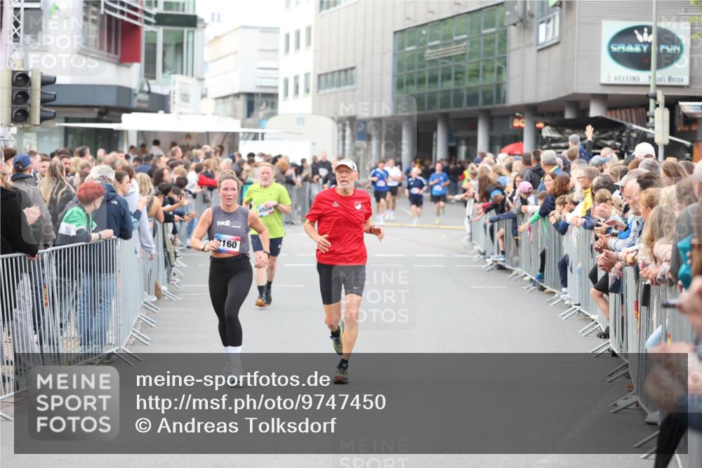 12.06.2026 - Holstenköstenlauf Andreas Tolksdorf http://msf.ph/oto/9747450 12.06.2026 19:57:29 Laufen 3160, 4920 meine-sportfotos.de