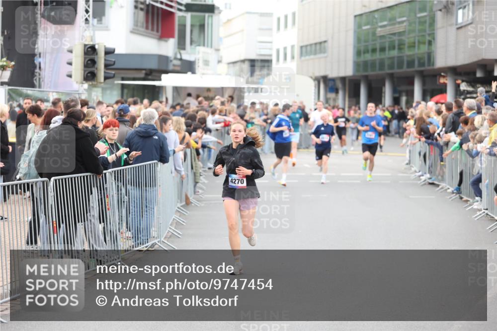 12.06.2026 - Holstenköstenlauf Andreas Tolksdorf http://msf.ph/oto/9747454 12.06.2026 19:57:37 Laufen 4270, 10 meine-sportfotos.de