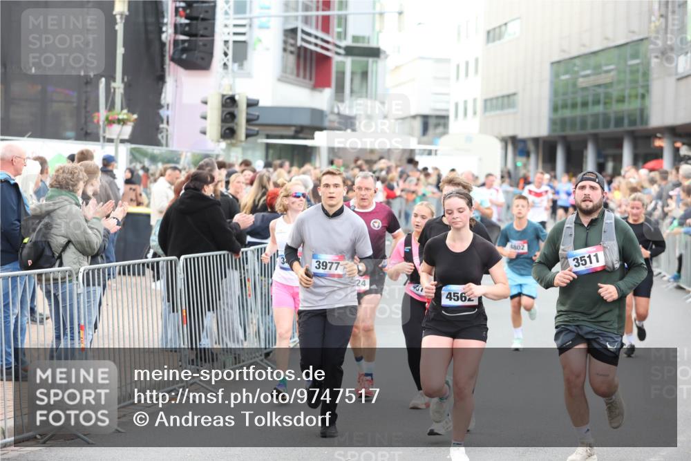 12.06.2026 - Holstenköstenlauf Andreas Tolksdorf http://msf.ph/oto/9747517 12.06.2026 19:58:34 Laufen 3977, 24, 45, 4562, 4802, 3511 meine-sportfotos.de