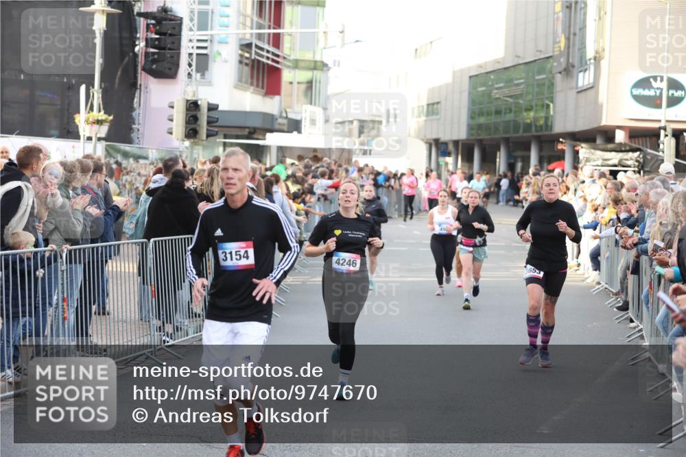 12.06.2026 - Holstenköstenlauf Andreas Tolksdorf http://msf.ph/oto/9747670 12.06.2026 20:01:14 Laufen 3154, 4246 meine-sportfotos.de