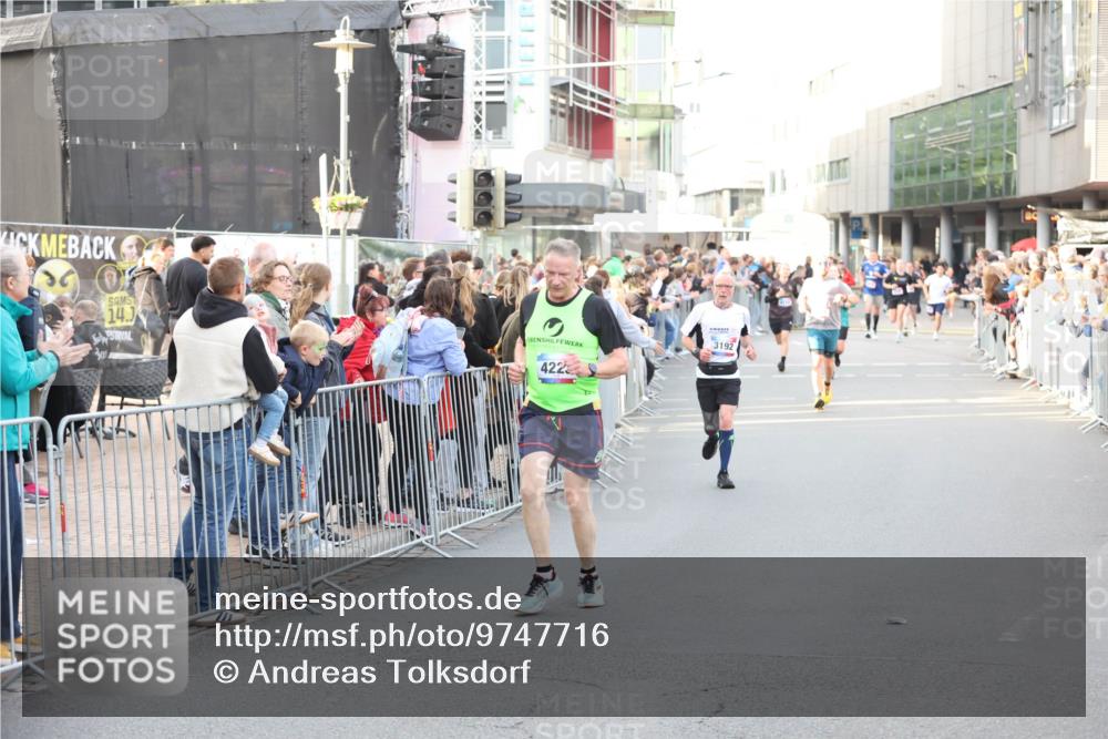 12.06.2026 - Holstenköstenlauf Andreas Tolksdorf http://msf.ph/oto/9747716 12.06.2026 20:01:59 Laufen 14, 1, 422, 3192 meine-sportfotos.de