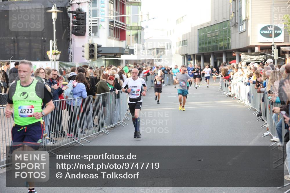 12.06.2026 - Holstenköstenlauf Andreas Tolksdorf http://msf.ph/oto/9747719 12.06.2026 20:02:01 Laufen 4223, 4110, 3192 meine-sportfotos.de