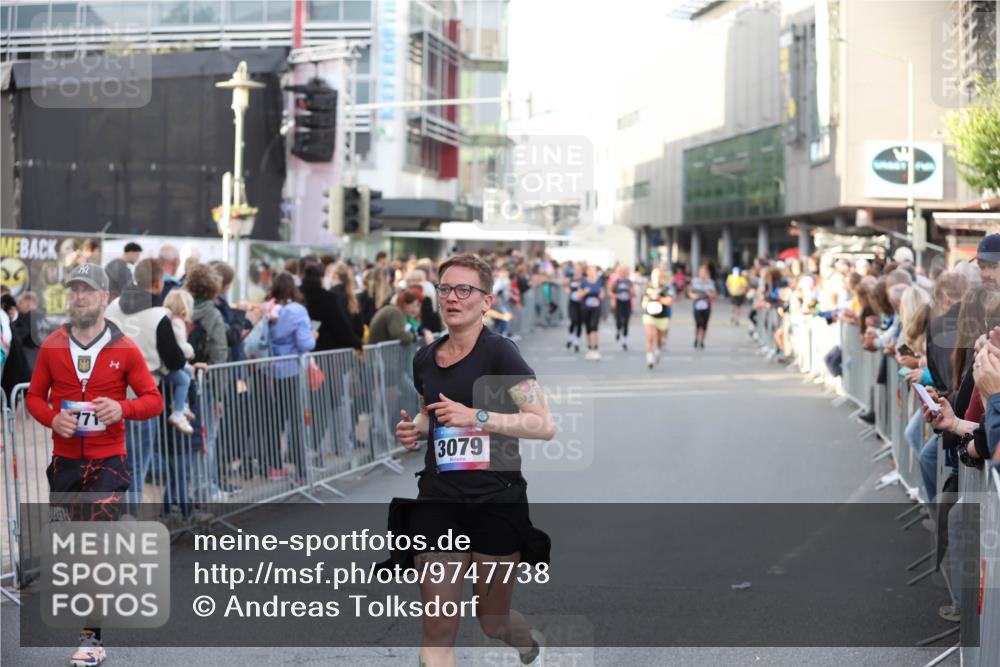 12.06.2026 - Holstenköstenlauf Andreas Tolksdorf http://msf.ph/oto/9747738 12.06.2026 20:02:15 Laufen 771, 3079 meine-sportfotos.de