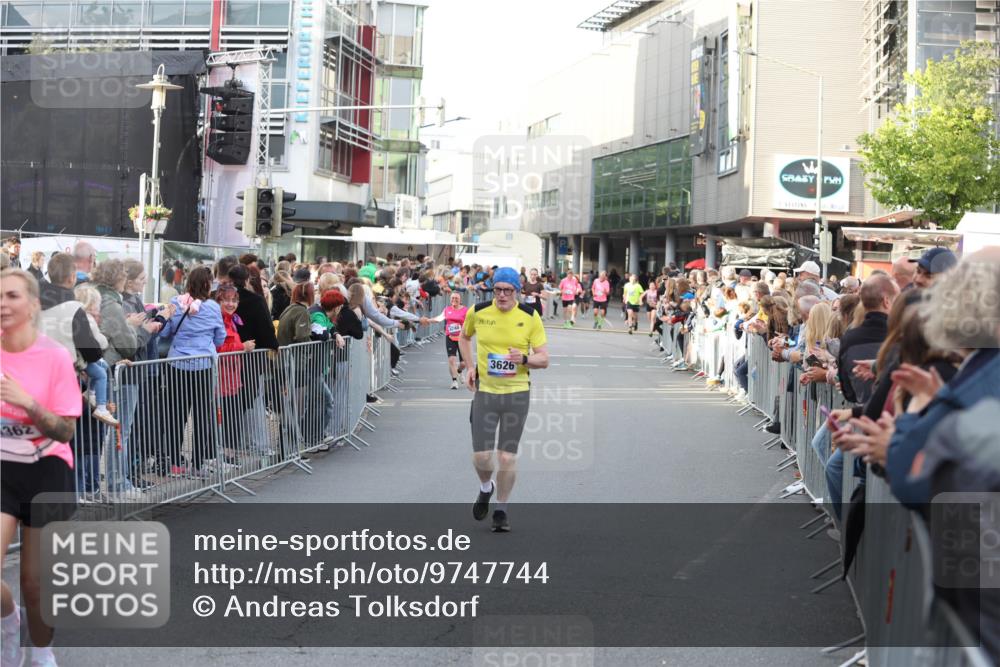 12.06.2026 - Holstenköstenlauf Andreas Tolksdorf http://msf.ph/oto/9747744 12.06.2026 20:02:32 Laufen 4748, 3626 meine-sportfotos.de
