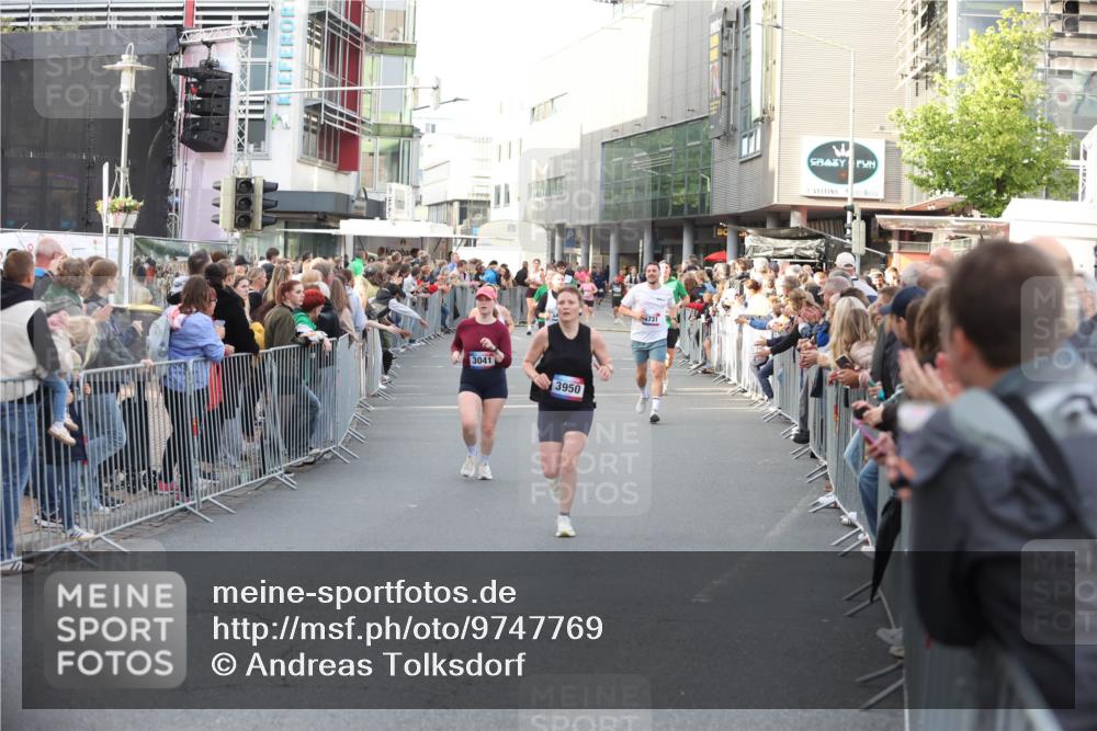 12.06.2026 - Holstenköstenlauf Andreas Tolksdorf http://msf.ph/oto/9747769 12.06.2026 20:03:02 Laufen 3041, 3950, 731 meine-sportfotos.de