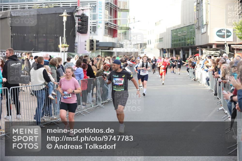 12.06.2026 - Holstenköstenlauf Andreas Tolksdorf http://msf.ph/oto/9747783 12.06.2026 20:03:20 Laufen 009, 3008, 3978 meine-sportfotos.de