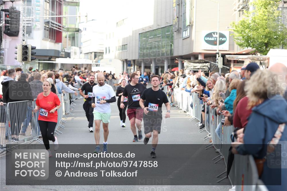 12.06.2026 - Holstenköstenlauf Andreas Tolksdorf http://msf.ph/oto/9747858 12.06.2026 20:04:38 Laufen 3472, 366, 3473, 69, 4847, 3974 meine-sportfotos.de