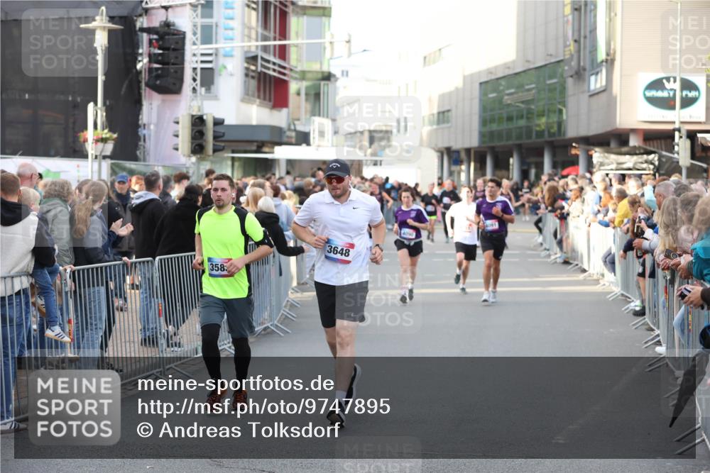 12.06.2026 - Holstenköstenlauf Andreas Tolksdorf http://msf.ph/oto/9747895 12.06.2026 20:05:19 Laufen 358, 3648, 4091 meine-sportfotos.de