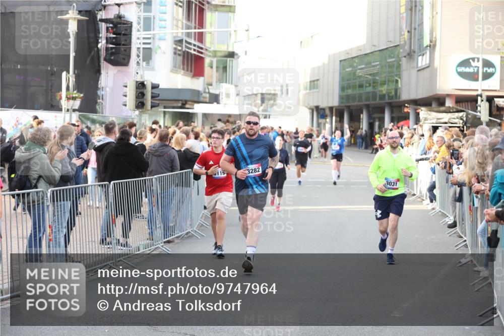 12.06.2026 - Holstenköstenlauf Andreas Tolksdorf http://msf.ph/oto/9747964 12.06.2026 20:06:48 Laufen 115, 3282, 3031 meine-sportfotos.de