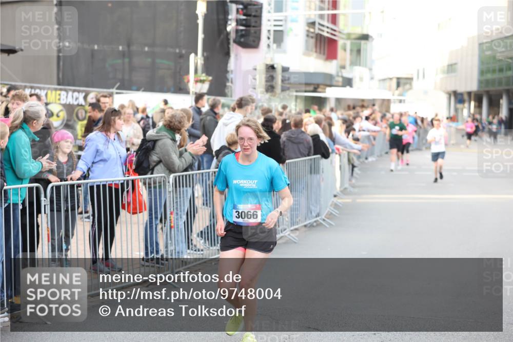 12.06.2026 - Holstenköstenlauf Andreas Tolksdorf http://msf.ph/oto/9748004 12.06.2026 20:07:48 Laufen 3066 meine-sportfotos.de