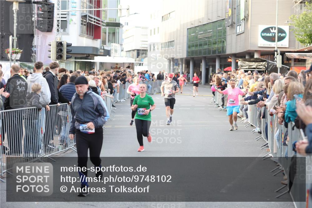 12.06.2026 - Holstenköstenlauf Andreas Tolksdorf http://msf.ph/oto/9748102 12.06.2026 20:10:17 Laufen 3586, 4160, 4386 meine-sportfotos.de