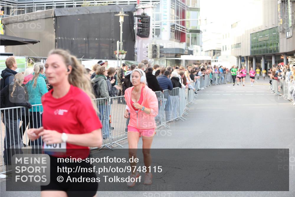 12.06.2026 - Holstenköstenlauf Andreas Tolksdorf http://msf.ph/oto/9748115 12.06.2026 20:10:37 Laufen 4401 meine-sportfotos.de