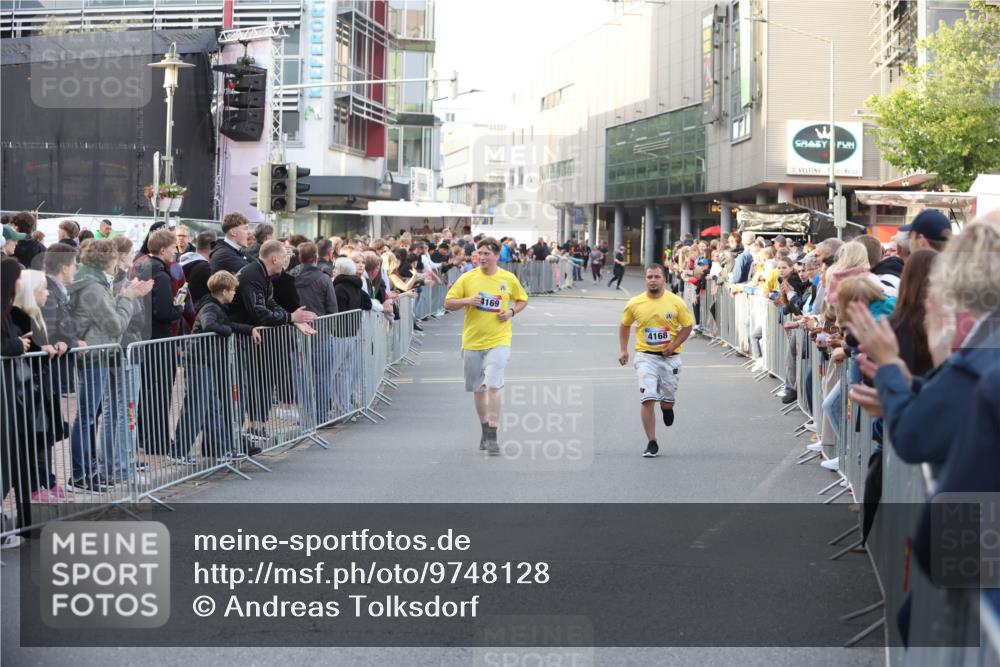 12.06.2026 - Holstenköstenlauf Andreas Tolksdorf http://msf.ph/oto/9748128 12.06.2026 20:10:59 Laufen  meine-sportfotos.de