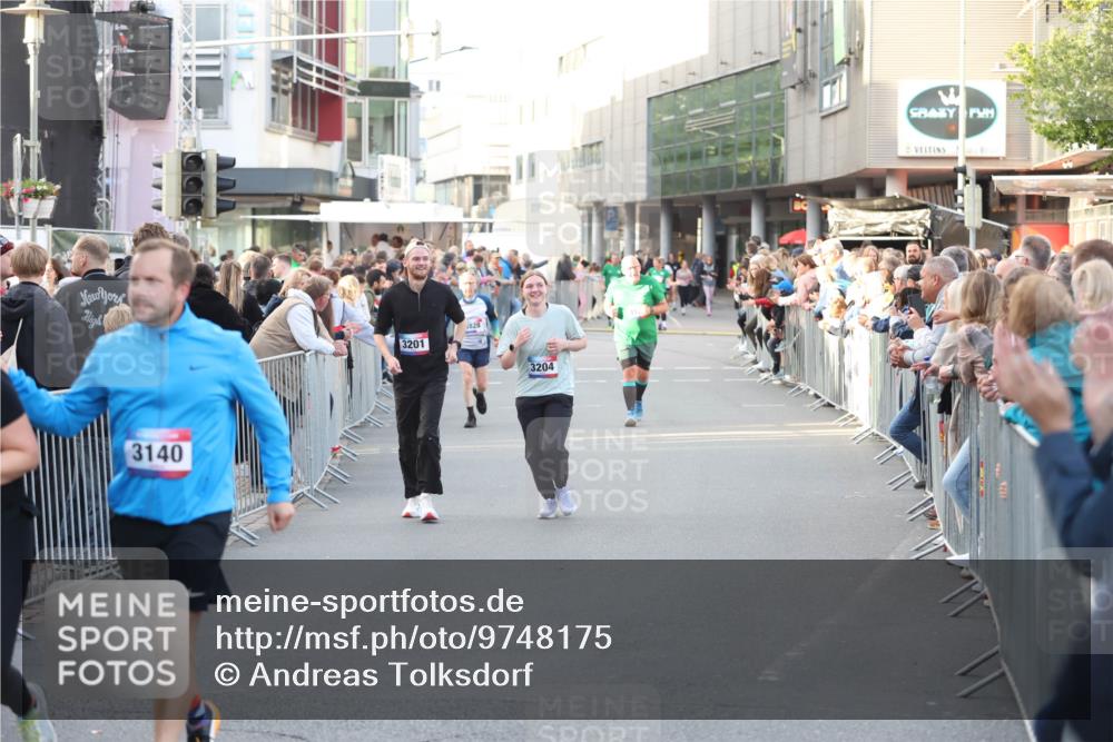 12.06.2026 - Holstenköstenlauf Andreas Tolksdorf http://msf.ph/oto/9748175 12.06.2026 20:12:45 Laufen 3140, 3201, 828, 3204 meine-sportfotos.de