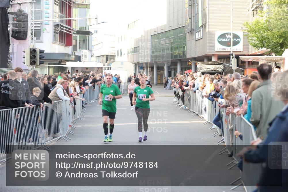 12.06.2026 - Holstenköstenlauf Andreas Tolksdorf http://msf.ph/oto/9748184 12.06.2026 20:13:04 Laufen 4133, 4123 meine-sportfotos.de