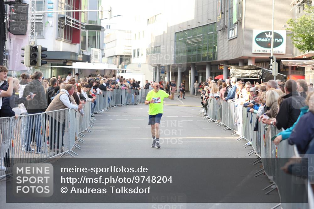 12.06.2026 - Holstenköstenlauf Andreas Tolksdorf http://msf.ph/oto/9748204 12.06.2026 20:14:08 Laufen 2521 meine-sportfotos.de