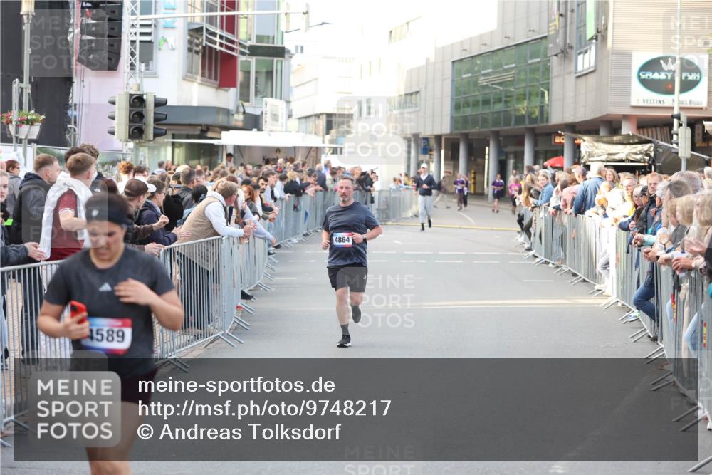 12.06.2026 - Holstenköstenlauf Andreas Tolksdorf http://msf.ph/oto/9748217 12.06.2026 20:14:30 Laufen 4589, 4864 meine-sportfotos.de