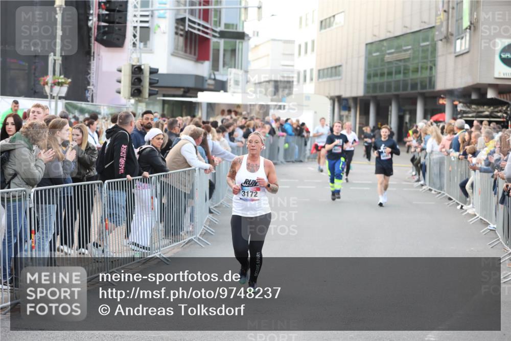 12.06.2026 - Holstenköstenlauf Andreas Tolksdorf http://msf.ph/oto/9748237 12.06.2026 20:16:10 Laufen 3172 meine-sportfotos.de