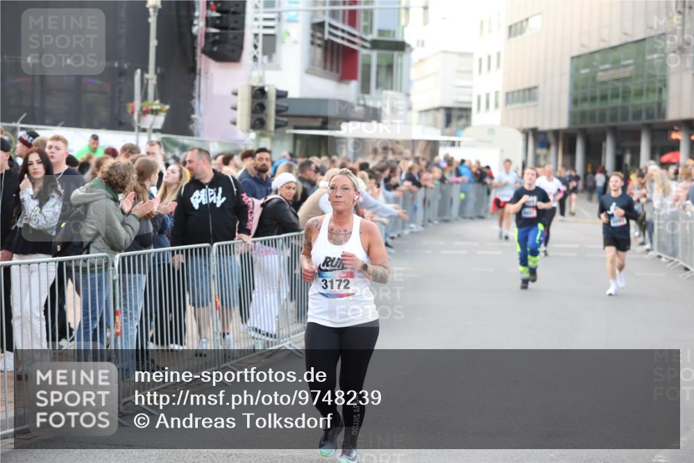 12.06.2026 - Holstenköstenlauf Andreas Tolksdorf http://msf.ph/oto/9748239 12.06.2026 20:16:11 Laufen 3172 meine-sportfotos.de