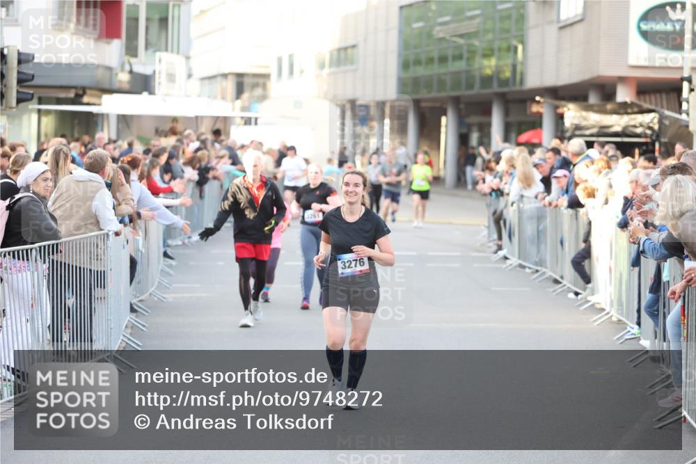 12.06.2026 - Holstenköstenlauf Andreas Tolksdorf http://msf.ph/oto/9748272 12.06.2026 20:17:35 Laufen 3261, 3276 meine-sportfotos.de
