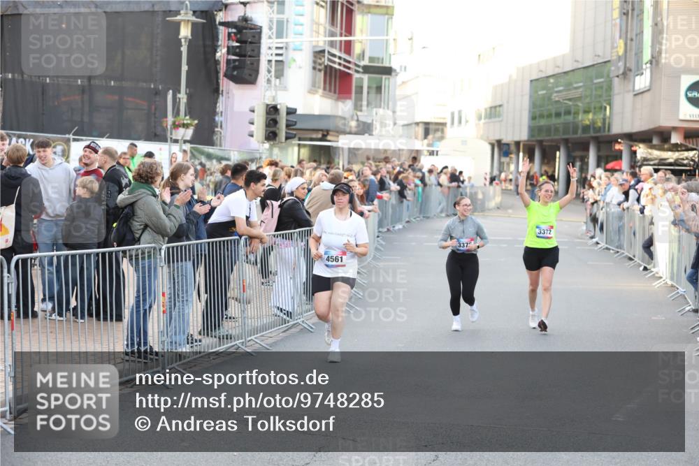 12.06.2026 - Holstenköstenlauf Andreas Tolksdorf http://msf.ph/oto/9748285 12.06.2026 20:17:50 Laufen 39, 4561, 337, 3372 meine-sportfotos.de