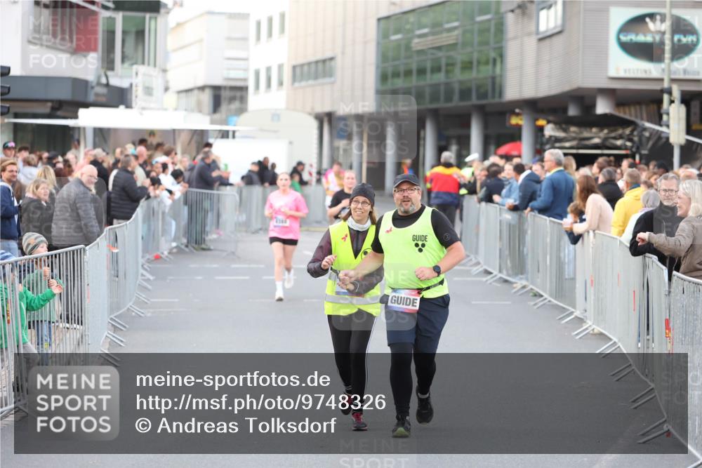 12.06.2026 - Holstenköstenlauf Andreas Tolksdorf http://msf.ph/oto/9748326 12.06.2026 20:24:44 Laufen  meine-sportfotos.de