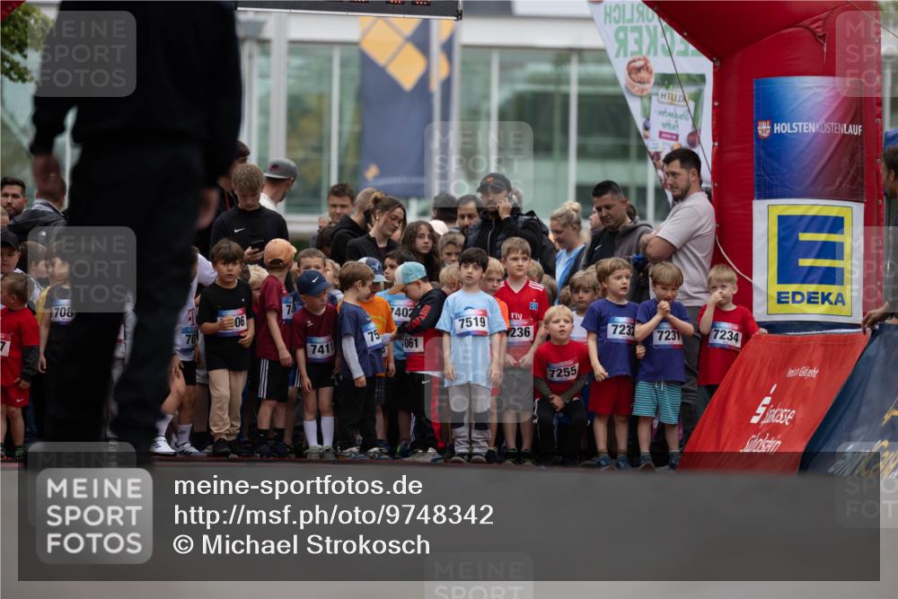 12.06.2026 - Holstenköstenlauf Michael Strokosch http://msf.ph/oto/9748342 12.06.2026 14:52:42 Laufen 708, 70, 06, 7402, 7519, 75, 7411, 061, 236, 7255, 7232, 7231, 7234 meine-sportfotos.de