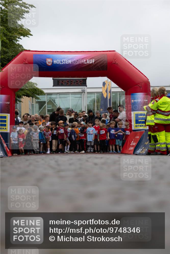 12.06.2026 - Holstenköstenlauf Michael Strokosch http://msf.ph/oto/9748346 12.06.2026 14:53:25 Laufen 7412, 7056, 710, 7519, 7255, 7232, 1231, 7234, 7465, 7061, 7096, 067 meine-sportfotos.de