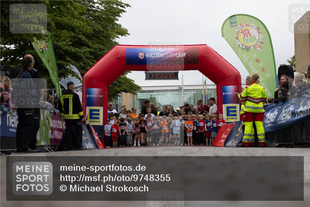 12.06.2026 - Holstenköstenlauf Michael Strokosch http://msf.ph/oto/9748355 12.06.2026 14:55:36 Laufen 7412, 7081, 74, 7096, 1067, 1208, 1519, 707, 717, 7026, 7255, 72, 723, 72 meine-sportfotos.de
