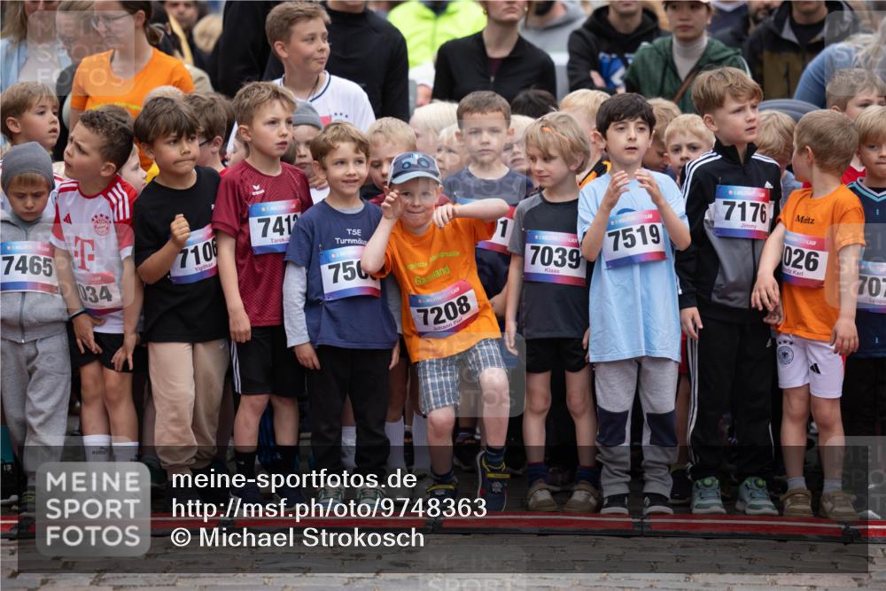 12.06.2026 - Holstenköstenlauf Michael Strokosch http://msf.ph/oto/9748363 12.06.2026 14:55:54 Laufen 7465, 034, 7106, 7412, 756, 7208, 1, 7039, 7519, 1, 36, 7176, 026, 707 meine-sportfotos.de