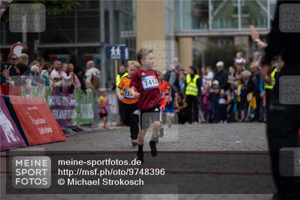 12.06.2026 - Holstenköstenlauf Michael Strokosch http://msf.ph/oto/9748396 12.06.2026 15:01:33 Laufen 73, 7412, 8 meine-sportfotos.de