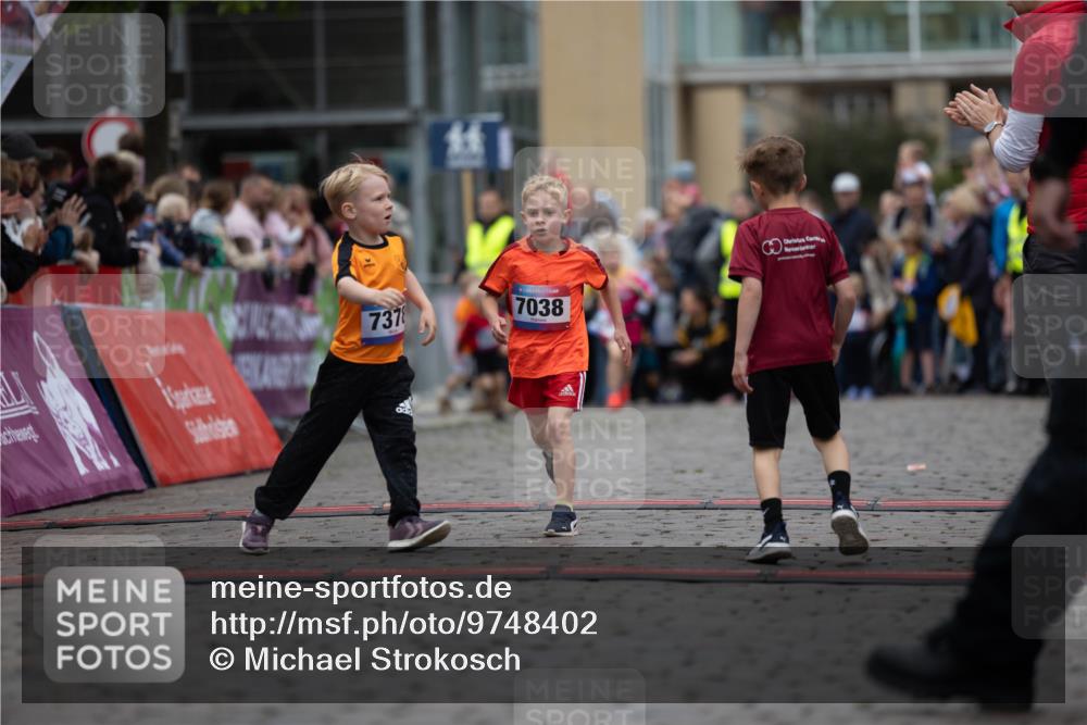 12.06.2026 - Holstenköstenlauf Michael Strokosch http://msf.ph/oto/9748402 12.06.2026 15:01:35 Laufen 737, 7038 meine-sportfotos.de