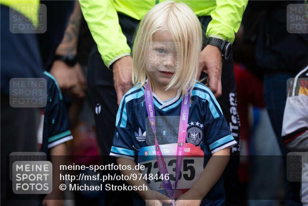 12.06.2026 - Holstenköstenlauf Michael Strokosch http://msf.ph/oto/9748446 12.06.2026 15:04:16 Laufen 36, 36, 36, 36, 7235 meine-sportfotos.de