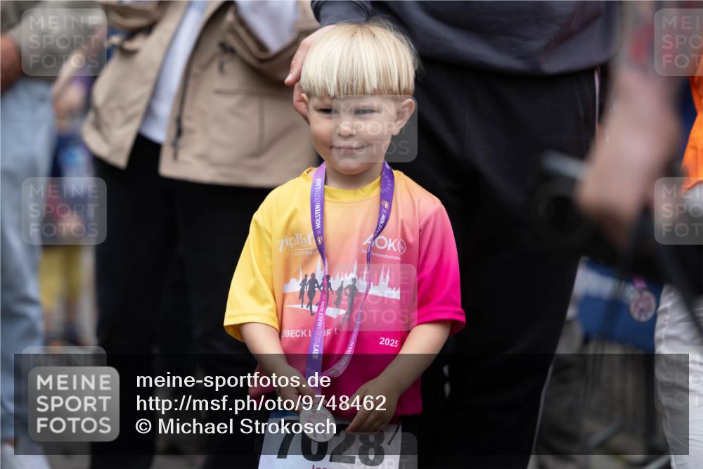 12.06.2026 - Holstenköstenlauf Michael Strokosch http://msf.ph/oto/9748462 12.06.2026 15:04:43 Laufen 36, 2025, 36, 7028 meine-sportfotos.de