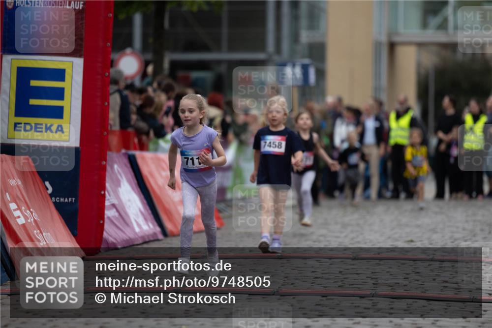 12.06.2026 - Holstenköstenlauf Michael Strokosch http://msf.ph/oto/9748505 12.06.2026 15:12:10 Laufen 711, 7458 meine-sportfotos.de