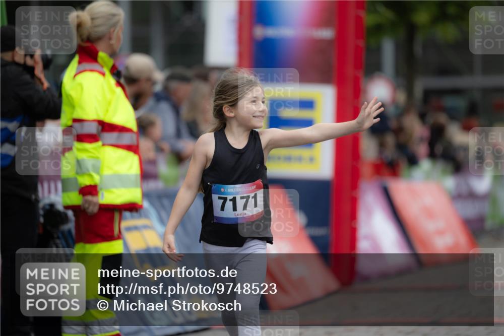 12.06.2026 - Holstenköstenlauf Michael Strokosch http://msf.ph/oto/9748523 12.06.2026 15:12:16 Laufen 36, 7171 meine-sportfotos.de
