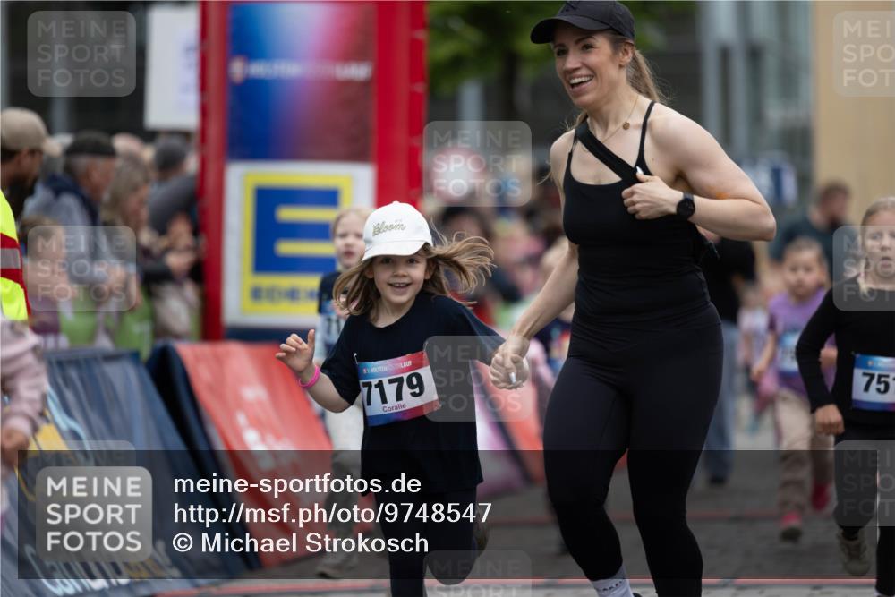 12.06.2026 - Holstenköstenlauf Michael Strokosch http://msf.ph/oto/9748547 12.06.2026 15:12:28 Laufen 7179, 75 meine-sportfotos.de