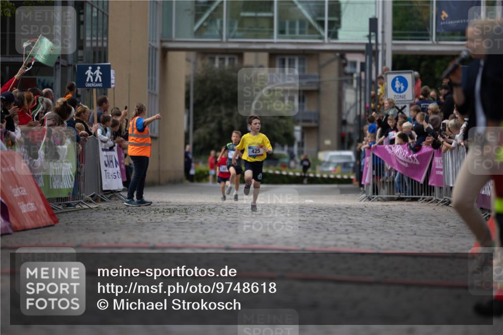 12.06.2026 - Holstenköstenlauf Michael Strokosch http://msf.ph/oto/9748618 12.06.2026 15:35:47 Laufen 425 meine-sportfotos.de