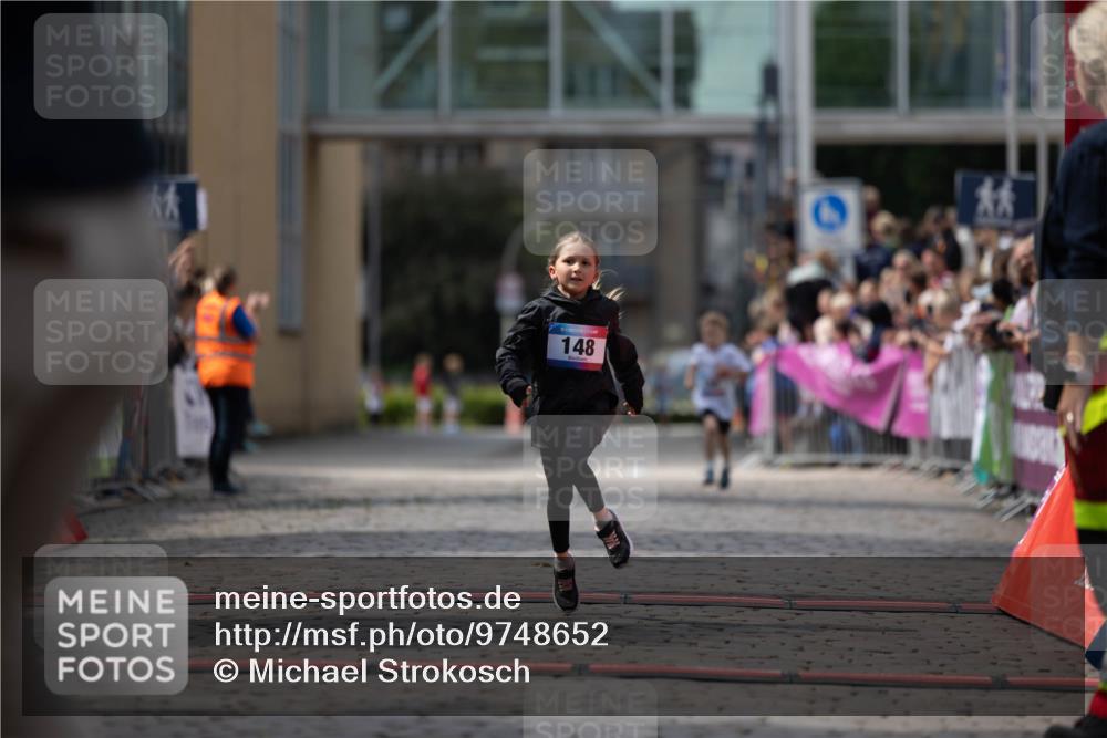 12.06.2026 - Holstenköstenlauf Michael Strokosch http://msf.ph/oto/9748652 12.06.2026 15:36:07 Laufen 148 meine-sportfotos.de