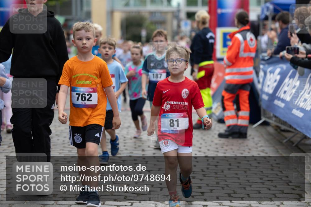 12.06.2026 - Holstenköstenlauf Michael Strokosch http://msf.ph/oto/9748694 12.06.2026 15:37:23 Laufen 36, 762, 187, 36, 81 meine-sportfotos.de