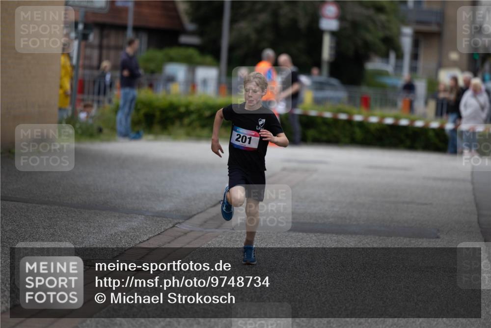 12.06.2026 - Holstenköstenlauf Michael Strokosch http://msf.ph/oto/9748734 12.06.2026 16:04:59 Laufen 201 meine-sportfotos.de