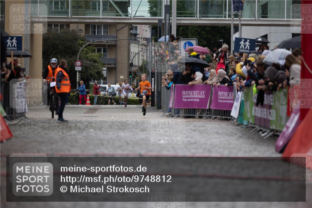 12.06.2026 - Holstenköstenlauf Michael Strokosch http://msf.ph/oto/9748812 12.06.2026 16:49:43 Laufen 200 meine-sportfotos.de