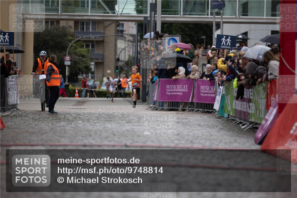 12.06.2026 - Holstenköstenlauf Michael Strokosch http://msf.ph/oto/9748814 12.06.2026 16:49:44 Laufen 368, 6 meine-sportfotos.de