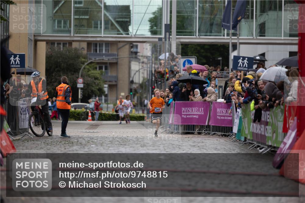 12.06.2026 - Holstenköstenlauf Michael Strokosch http://msf.ph/oto/9748815 12.06.2026 16:49:45 Laufen 368 meine-sportfotos.de