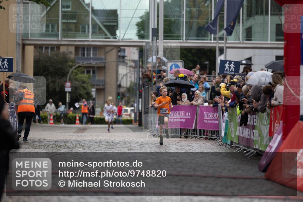 12.06.2026 - Holstenköstenlauf Michael Strokosch http://msf.ph/oto/9748820 12.06.2026 16:49:47 Laufen 368 meine-sportfotos.de