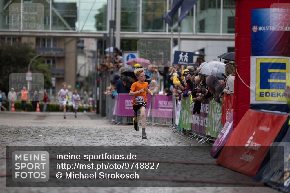 12.06.2026 - Holstenköstenlauf Michael Strokosch http://msf.ph/oto/9748827 12.06.2026 16:49:49 Laufen 368 meine-sportfotos.de