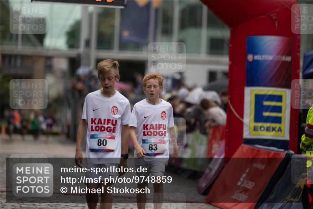 12.06.2026 - Holstenköstenlauf Michael Strokosch http://msf.ph/oto/9748859 12.06.2026 16:50:06 Laufen 80, 83 meine-sportfotos.de